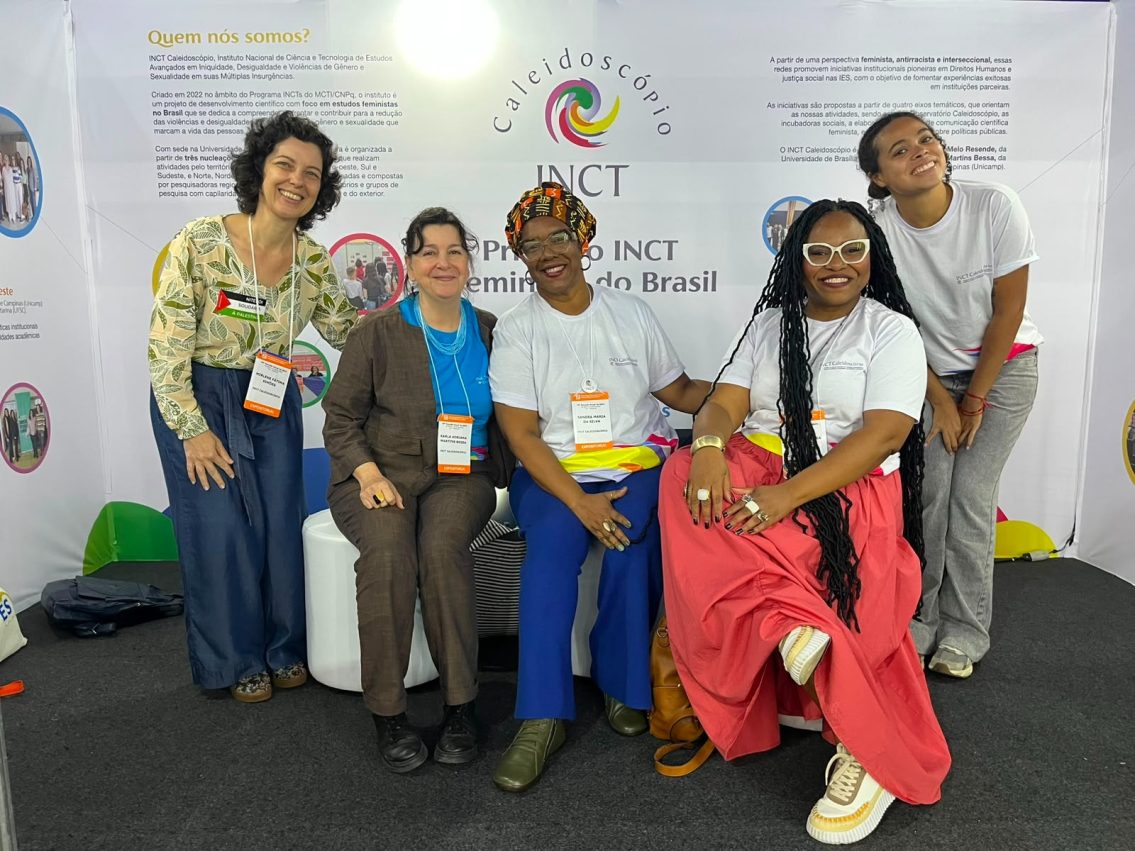 Imagem de divulgação da participação do INCT Caleidoscópio na 78ª Reunião Anual da SBPC, na Tenda Expo C&T.