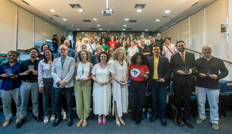 INCT Caleidoscópio recebe Prêmio Anísio Teixeira de Direitos Humanos 2025 da Universidade de Brasília na categoria Igualdade, diversidade e não discriminação