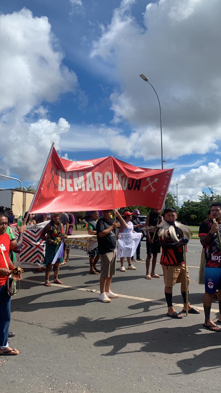 1ª Marcha LGBTQIA+ Indígena faz história no Acampamento Terra Livre (ATL) 2026. Rede Arandu, INCT Caleidoscópio.