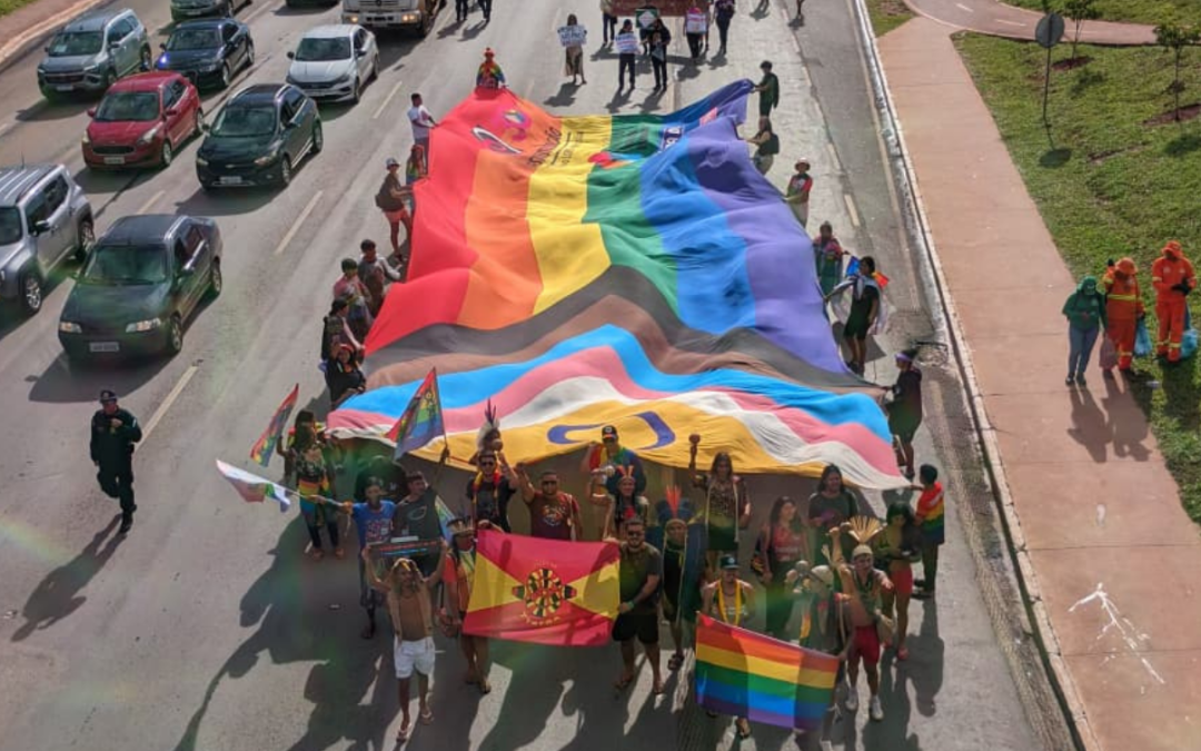 Mapeamento nacional de Coletivos Indígenas LGBTQIAPN+ é lançado pela Rede Arandu